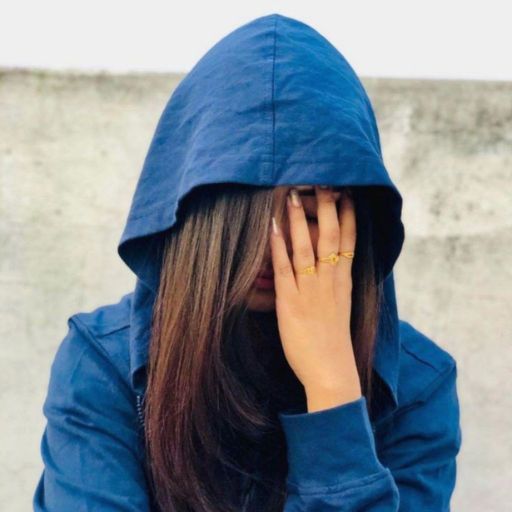 cute-attitude-dp-girl-in-blue-hoodie