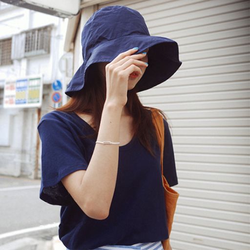 cute-attitude-dp-girl-with-blue-hat-top