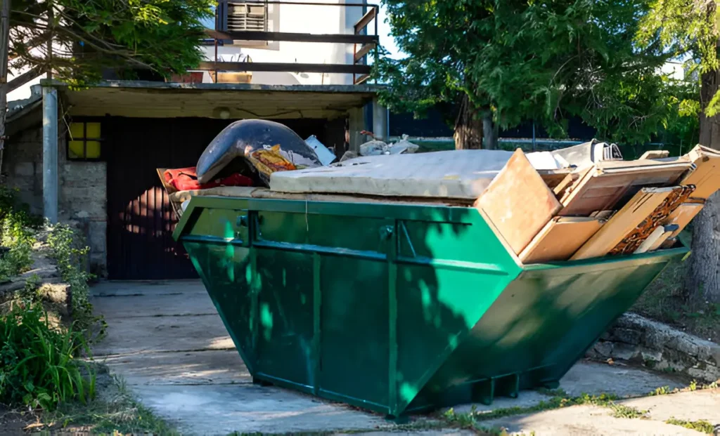 A Few Reasons You Would Want to Rent a Dumpster