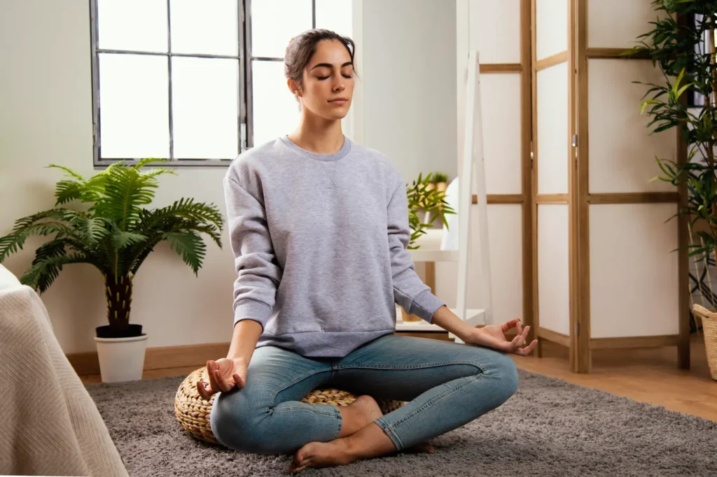 4 Ways to Soothe Aches and Pains Naturally